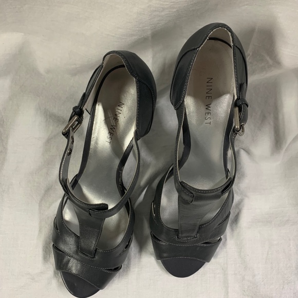 Nine West strappy peep toe heals - Picture 4 of 7